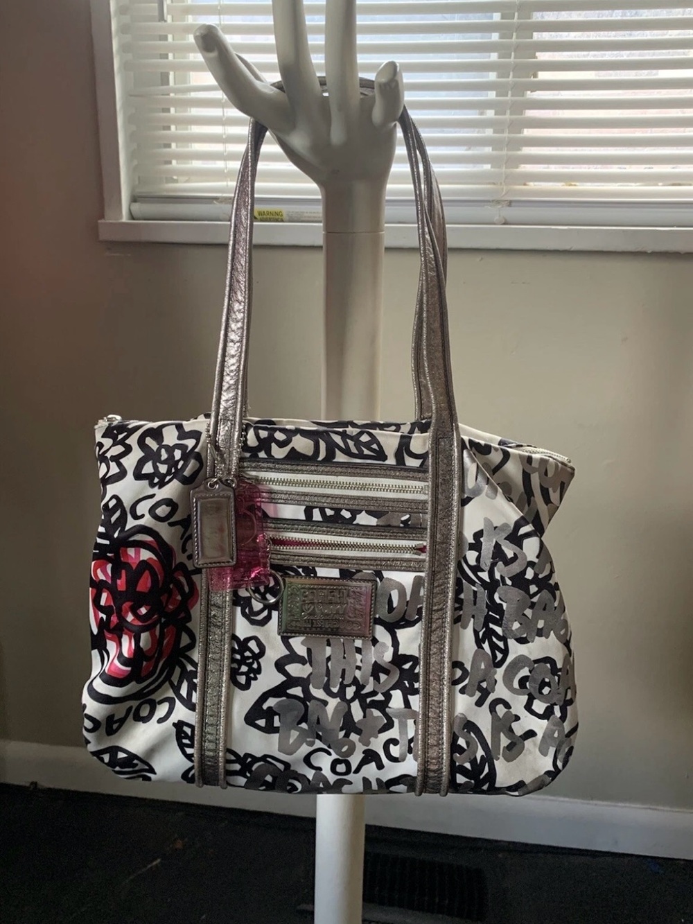 Coach Poppy White Multi Floral Graffiti Glam Tote Bag  #14741